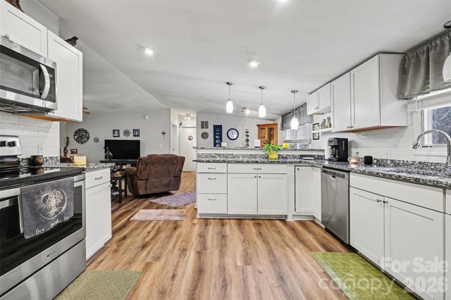 6107 RAINTREE Circle, Concord, NC 28027