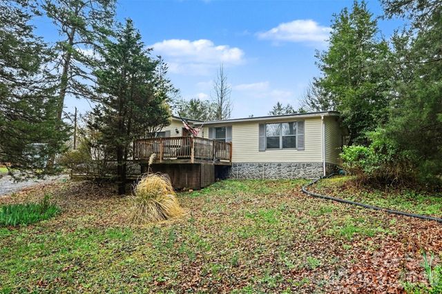 6107 RAINTREE Circle, Concord, NC 28027