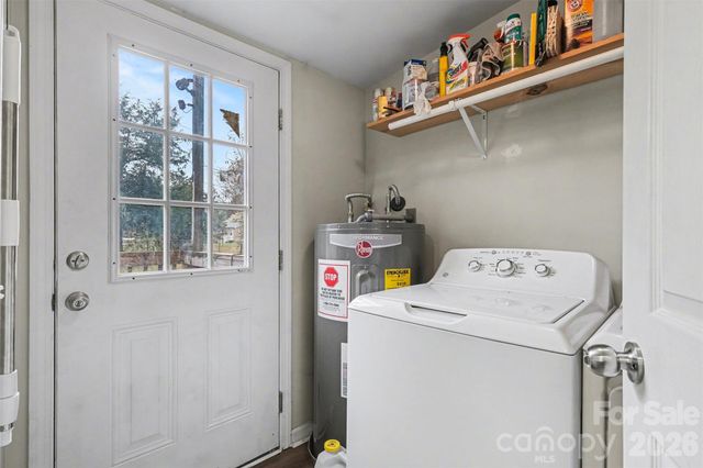 6107 RAINTREE Circle, Concord, NC 28027