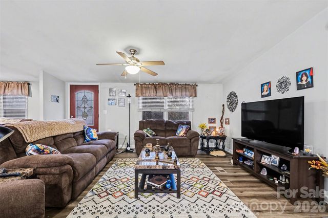 6107 RAINTREE Circle, Concord, NC 28027