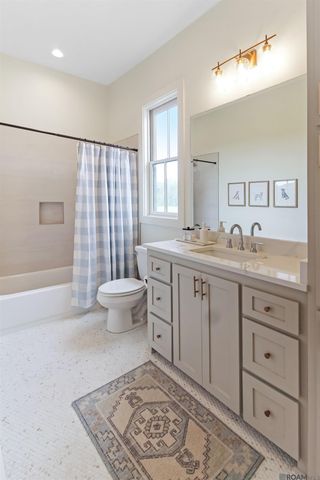 3199 Pointe-marie Dr, Baton Rouge, LA 70820