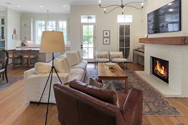 3199 Pointe-marie Dr, Baton Rouge, LA 70820