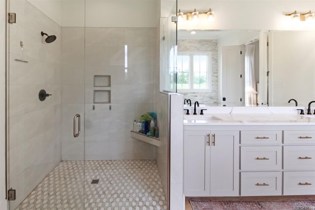 3199 Pointe-marie Dr, Baton Rouge, LA 70820