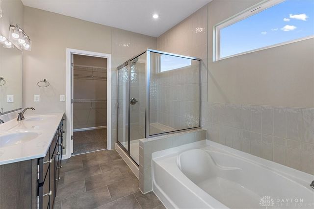 410 S Landon Lane, Springfield, OH 45505