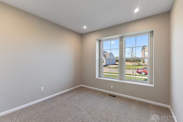 410 S Landon Lane, Springfield, OH 45505