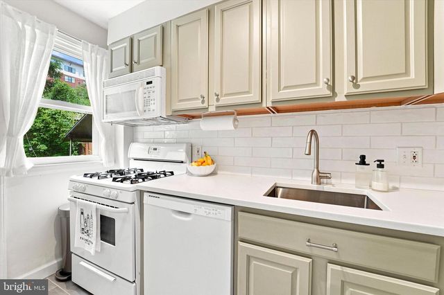 357 W SALAIGNAC ST, Philadelphia, PA 19128
