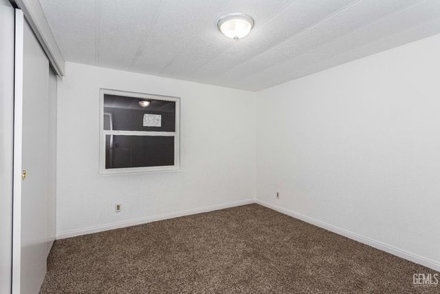 601 Pacheco Road 11, Bakersfield, CA 93307