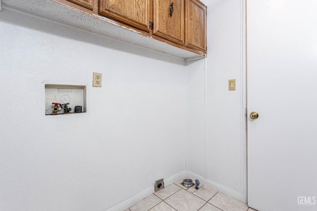 601 Pacheco Road 11, Bakersfield, CA 93307