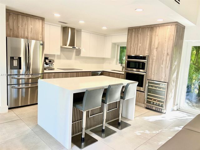 4445 Red Rd, Coral Gables, FL 33155