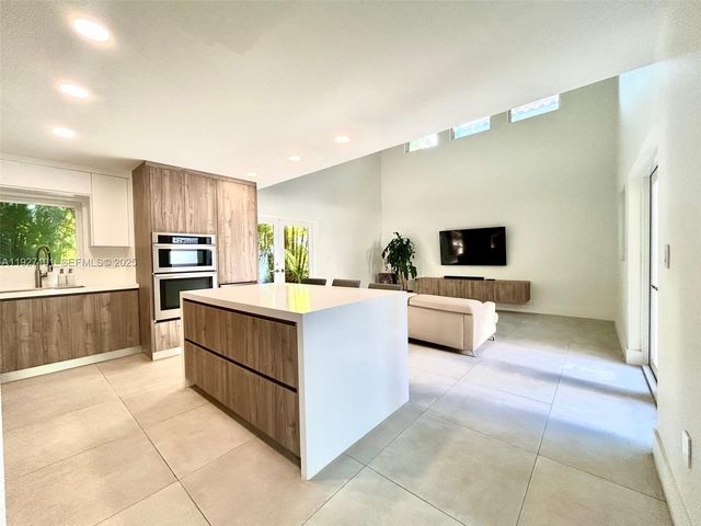 4445 Red Rd, Coral Gables, FL 33155