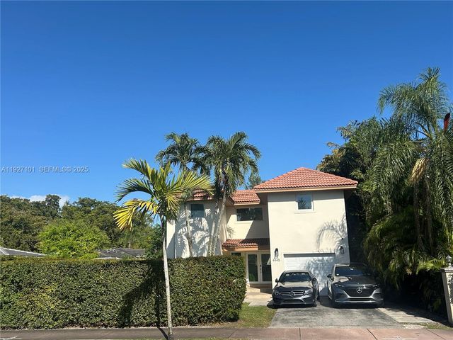 4445 Red Rd, Coral Gables, FL 33155