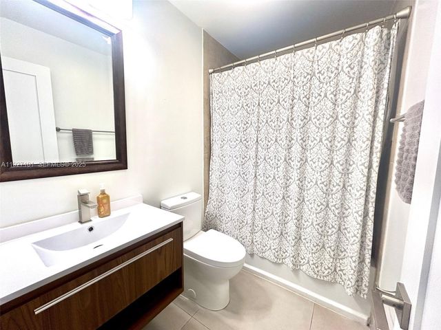 4445 Red Rd, Coral Gables, FL 33155