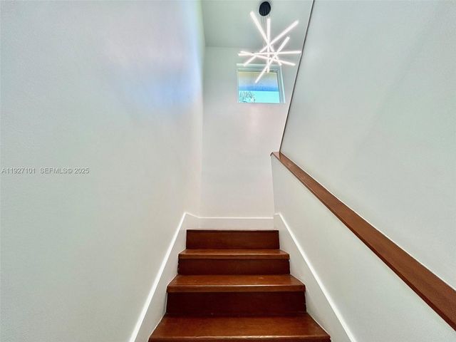 4445 Red Rd, Coral Gables, FL 33155