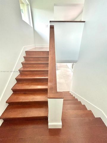 4445 Red Rd, Coral Gables, FL 33155