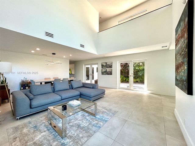 4445 Red Rd, Coral Gables, FL 33155