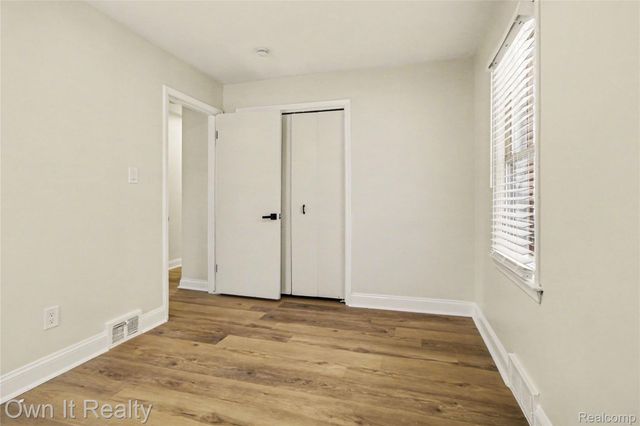 15574 Fox, Redford Charter Township, MI 48239