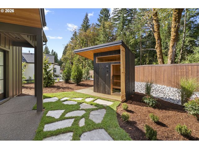 15802 Nw 14th Ave, Vancouver, WA 98685