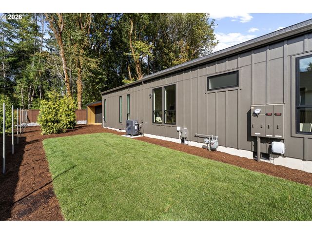 15802 Nw 14th Ave, Vancouver, WA 98685