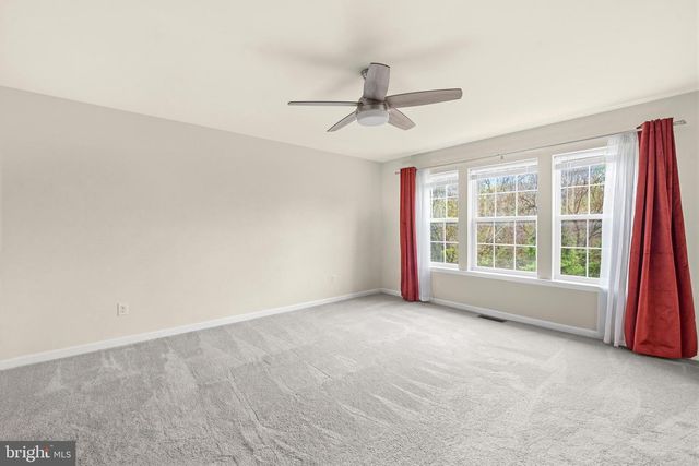 20211 CAPITAL LN, Hagerstown, MD 21742