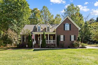 184 Canterbury Place Road, Mooresville, NC 28115