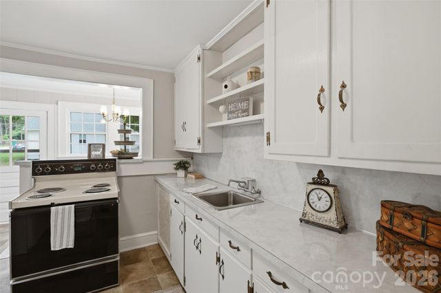 267 S Center Street, Taylorsville, NC 28681