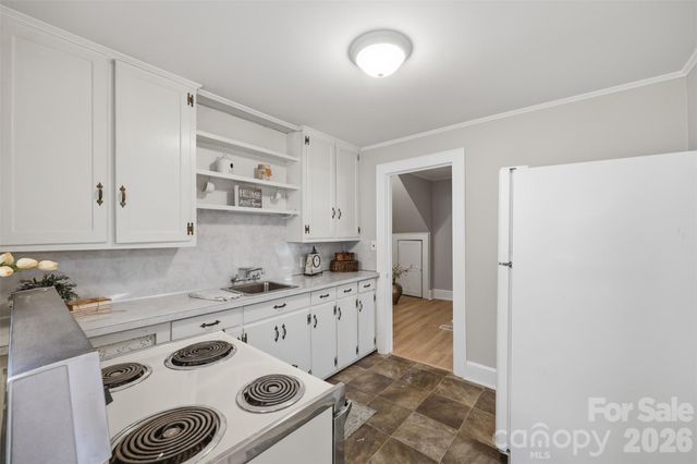 267 S Center Street, Taylorsville, NC 28681