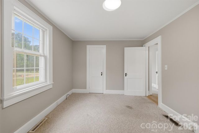 267 S Center Street, Taylorsville, NC 28681