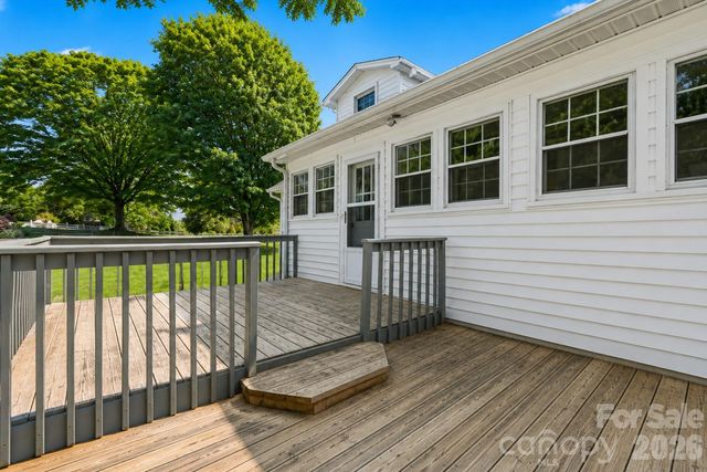 267 S Center Street, Taylorsville, NC 28681