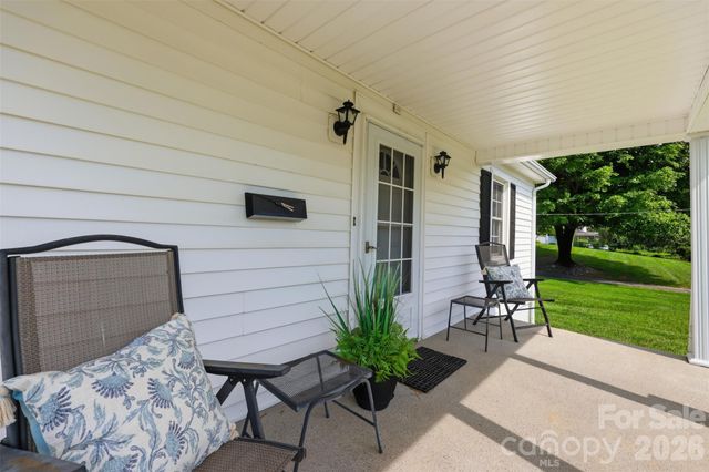 267 S Center Street, Taylorsville, NC 28681