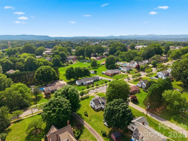 267 S Center Street, Taylorsville, NC 28681