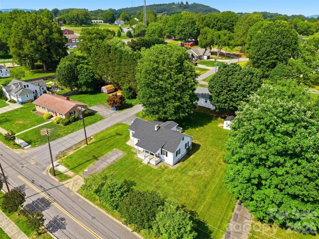 267 S Center Street, Taylorsville, NC 28681