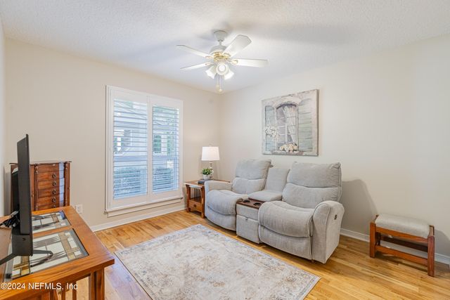 1755 COLONIAL Drive, Green Cove Springs, FL 32043