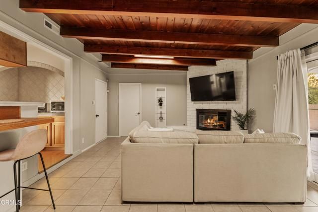 1640 N Lincoln Street, Burbank, CA 91506