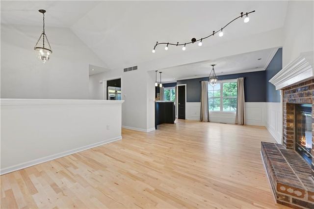 15604 W 151st Terrace, Olathe, KS 66062