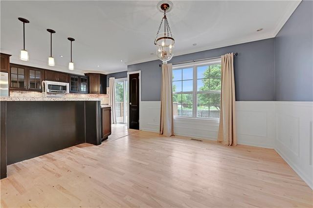 15604 W 151st Terrace, Olathe, KS 66062