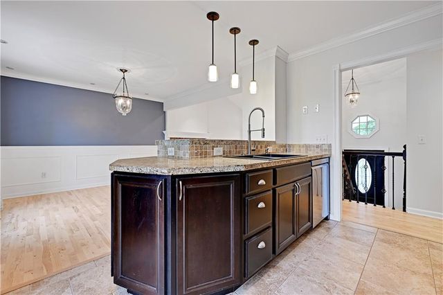 15604 W 151st Terrace, Olathe, KS 66062