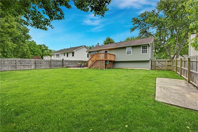15604 W 151st Terrace, Olathe, KS 66062