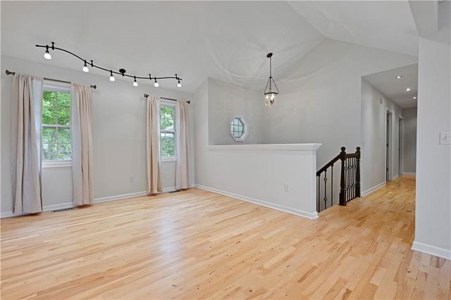 15604 W 151st Terrace, Olathe, KS 66062