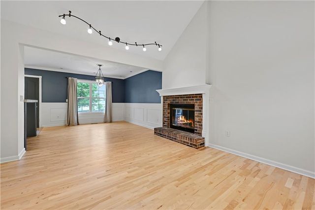15604 W 151st Terrace, Olathe, KS 66062