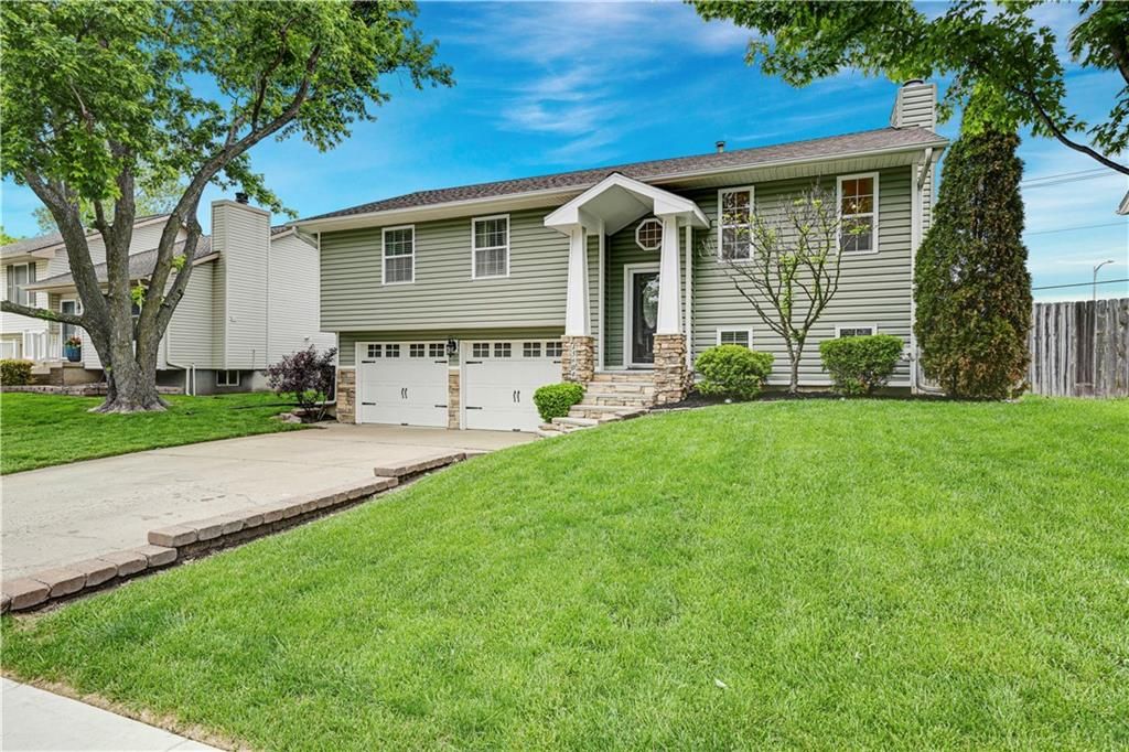 15604 W 151st Terrace, Olathe, KS 66062