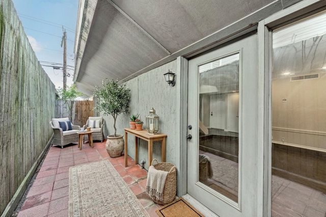 1122 Autrey Street 5, Houston, TX 77006