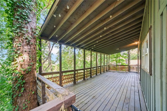 216 Pinewood Lane, Hideaway, TX 75771