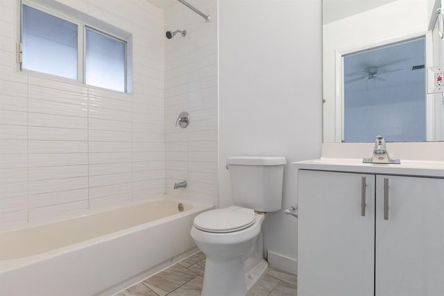 5918 Pierce Street, Hollywood, FL 33021
