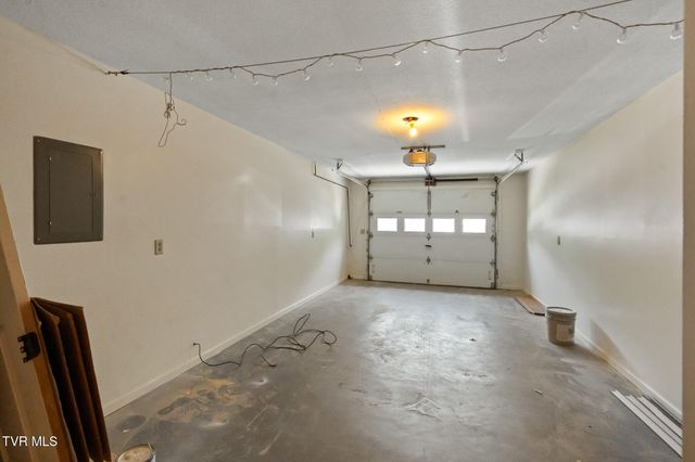 1141 East Timbers 1141, Greeneville, TN 37745