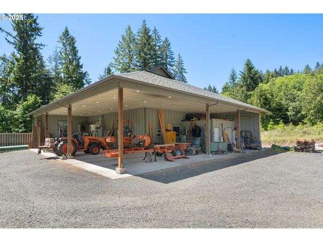 66020 MEISSNER Rd, Deer Island, OR 97054