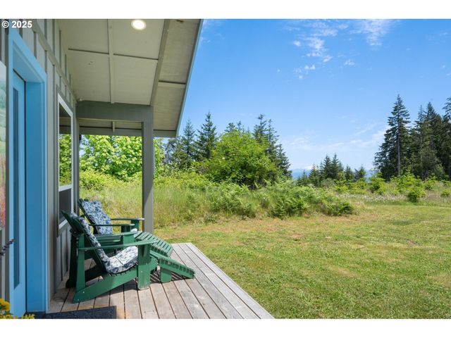 66020 MEISSNER Rd, Deer Island, OR 97054