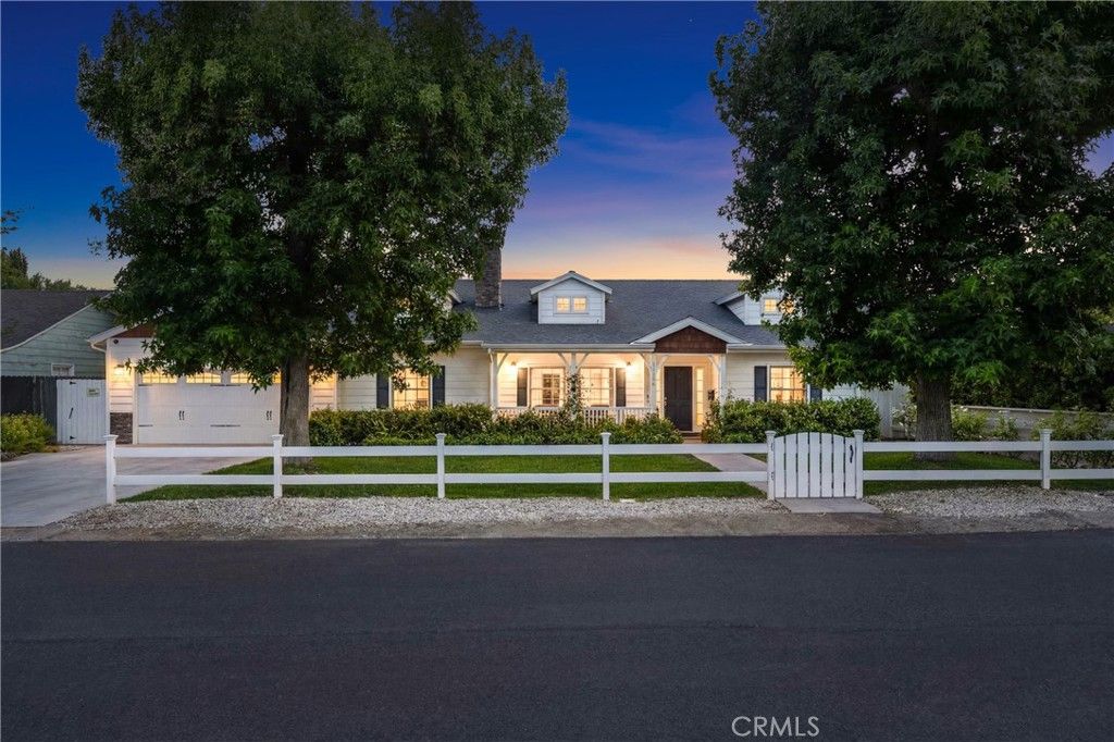 Image 1 of property listing at 11156 Valley Spring Lane, Studio City, CA 91602