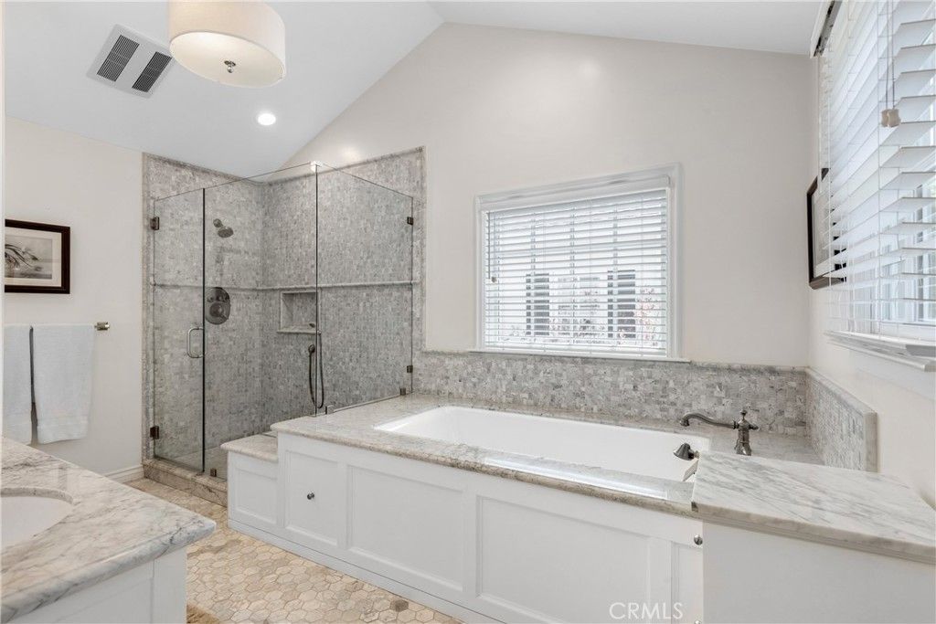 Image 17 of property listing at 11156 Valley Spring Lane, Studio City, CA 91602