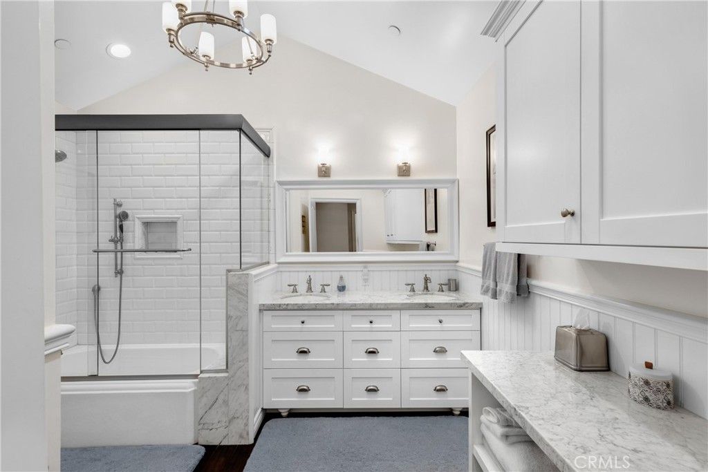 Image 20 of property listing at 11156 Valley Spring Lane, Studio City, CA 91602
