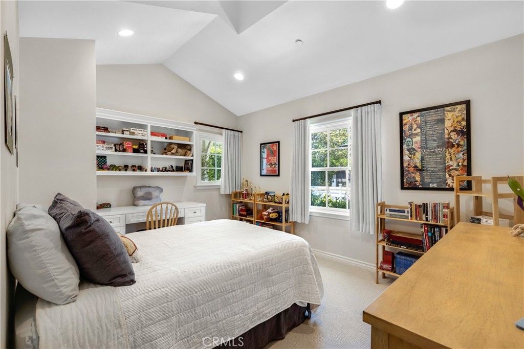 Image 23 of property listing at 11156 Valley Spring Lane, Studio City, CA 91602